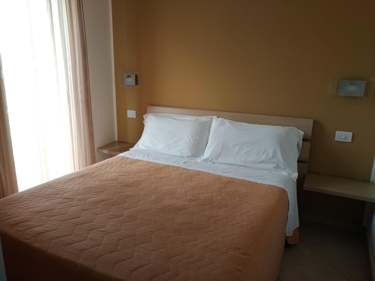 Residence Ilario Suite Hotel Ριτσιόνε Εξωτερικό φωτογραφία